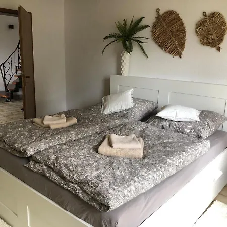 Rheingaulodge -ihre Auszeit Am Rheinsteig Holiday home